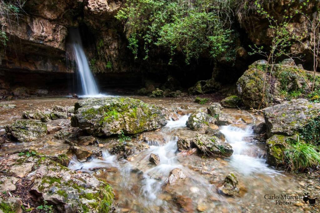 Ferula Romantica Mansarda Tra Fiumi E Montagne Sardegna Seùlo 외부 사진